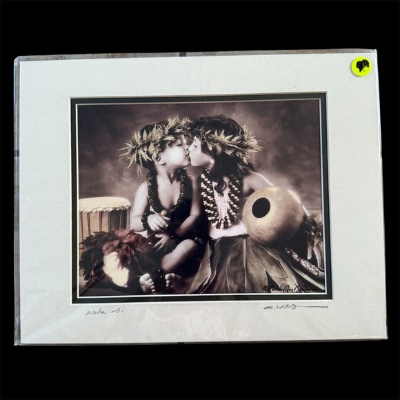 Randy Jay Braun Photography Kissing Keiki Children Matted Hawaiian Art - Picture 1 of 11